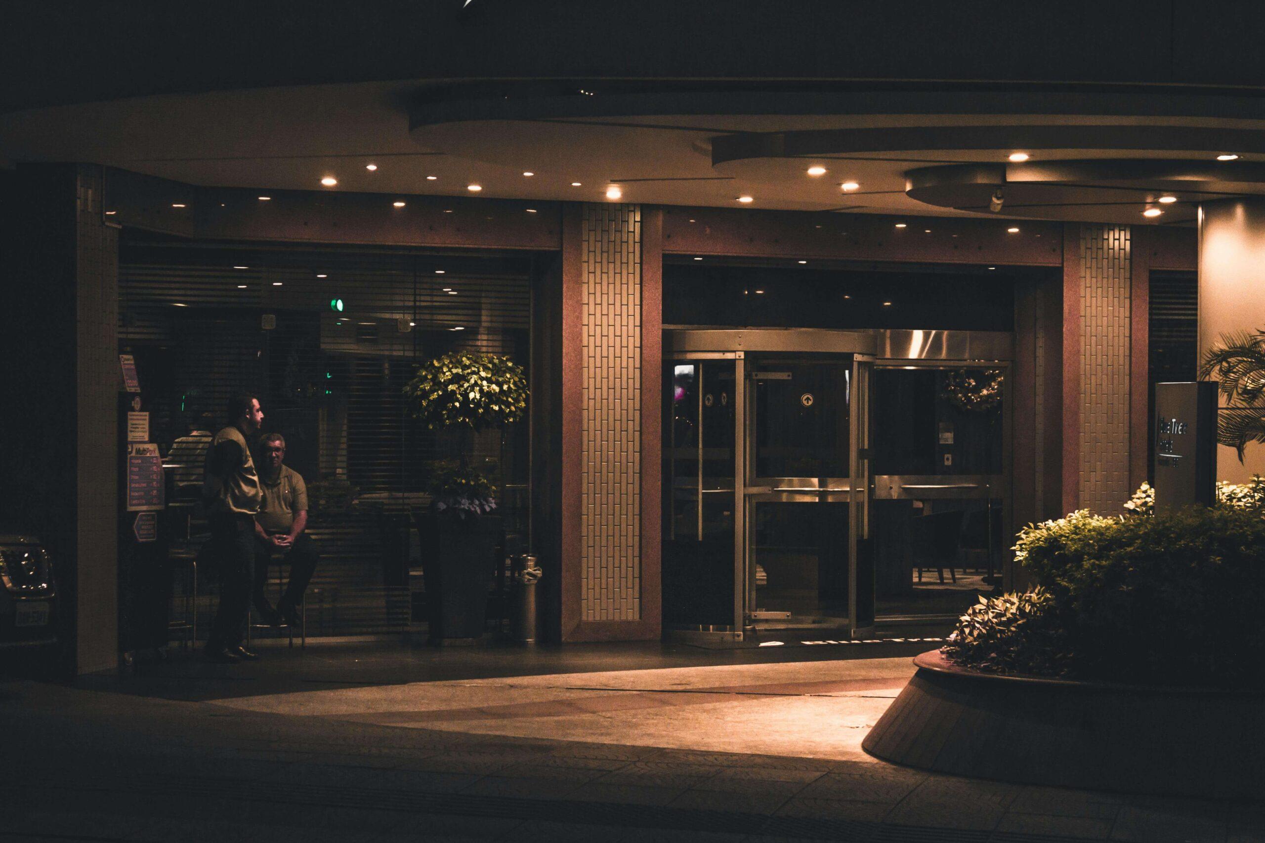 Understand the hotel business landscape